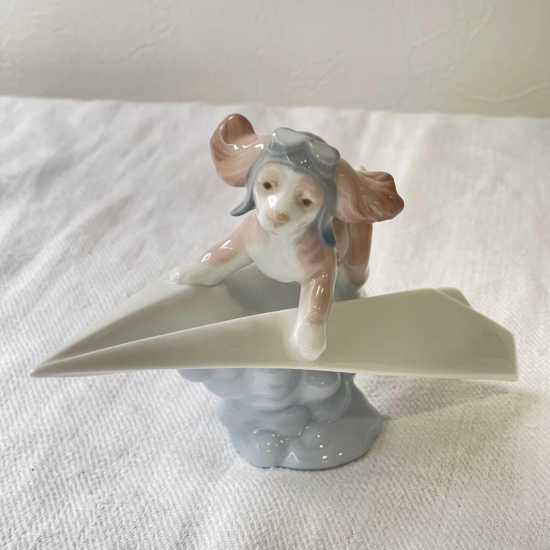 LIADRO リアドロ 犬と紙飛行機 可愛いパイロット Lladró 犬の置物