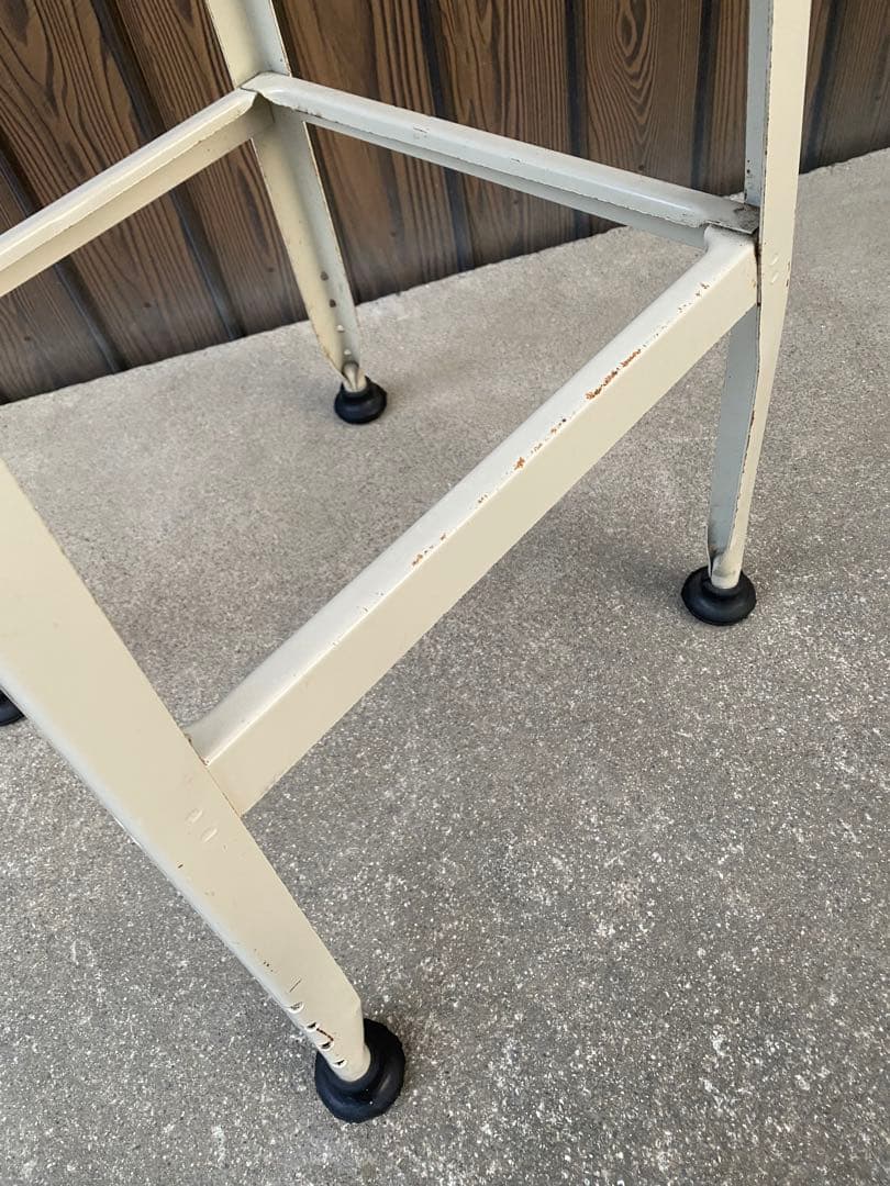 Lyon ハイスツール　パシフィックファニチャーサービス P.F.S リヨン