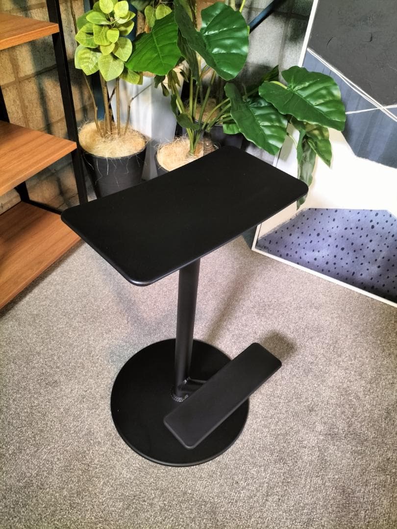 MAGIS カウンタースツール　展示品　参考価格¥90,200　(518)