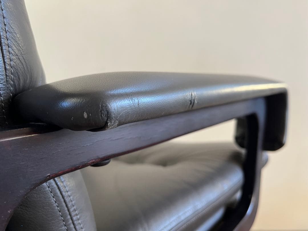 Mobilia モビリア 本革張り ヴィンテージ エグゼクティブチェア　希少