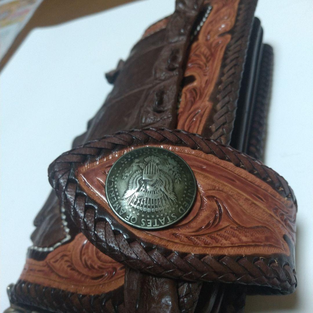 エンボス加工レザー長財布 ブラウン