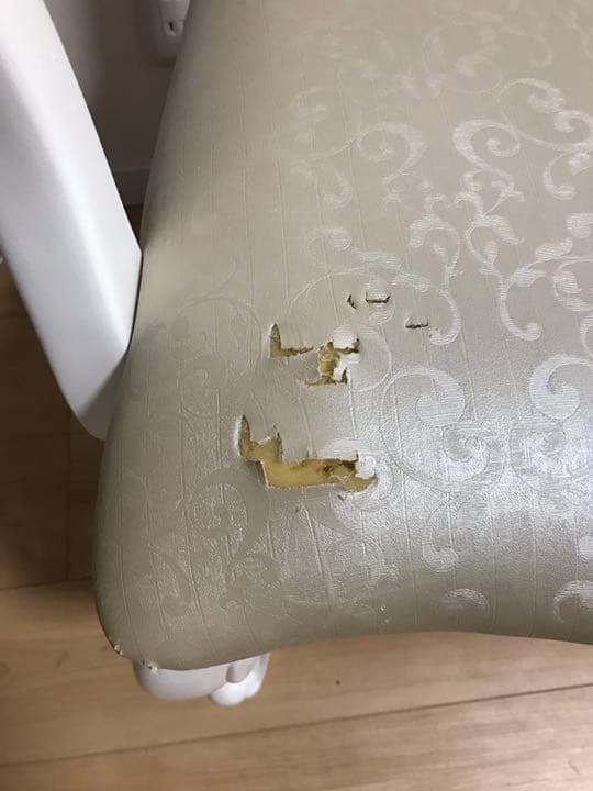 ロココ風ホワイト椅子☆