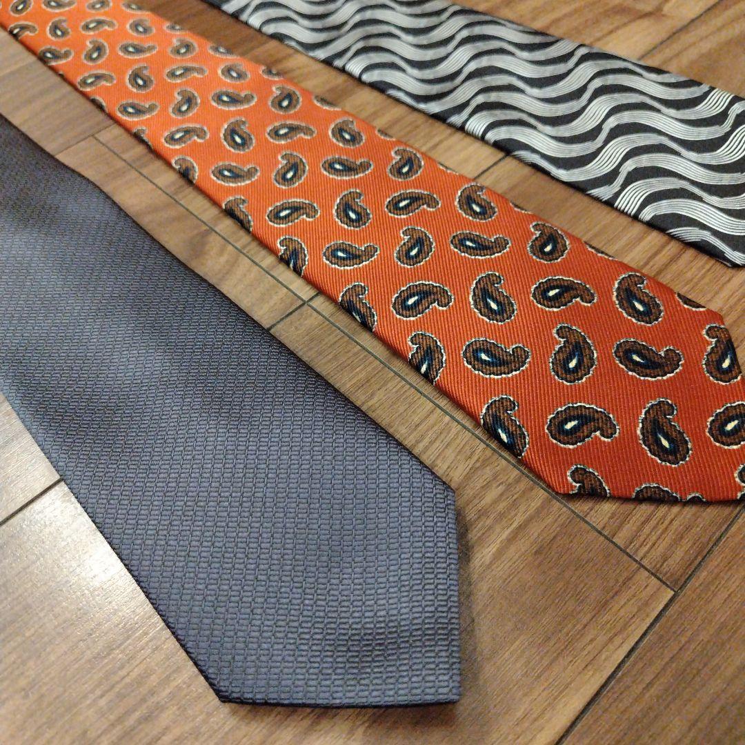 Holliday ＆ Brown など、ネクタイ 3本セット