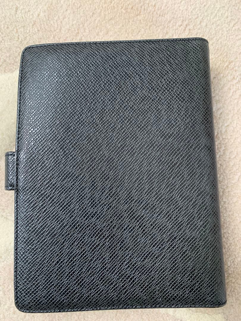 ルイヴィトン A5サイズ 黒 リング式ファイル 6リング