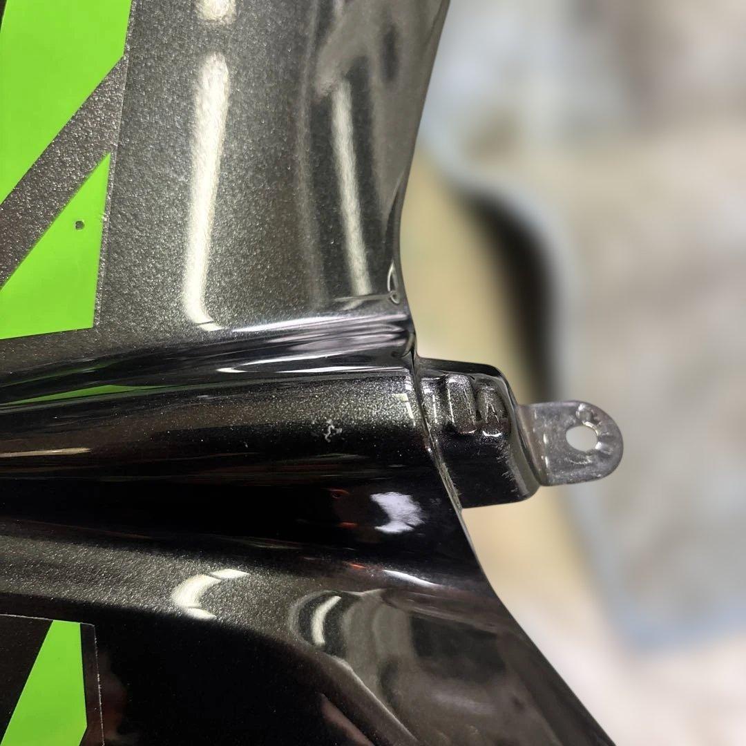 カワサキzx10rse19年右サイトカウル