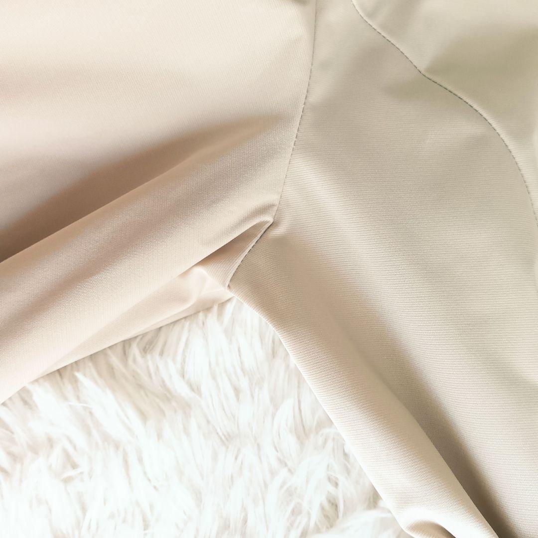 フォクシーニューヨーク スプリングコート ベージュ ベルト フレア