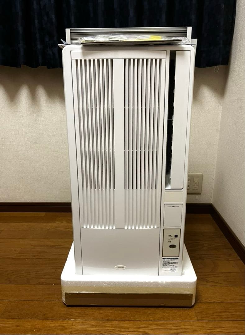 美品　使用短期間　コイズミ窓枠取り付けエアコン　KAW-1602/W
