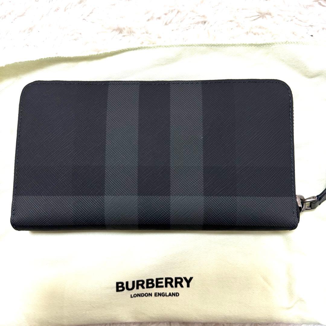 未使用品　バーバリー　ノバチェック　長財布　ラウンドジップ　ブラック
