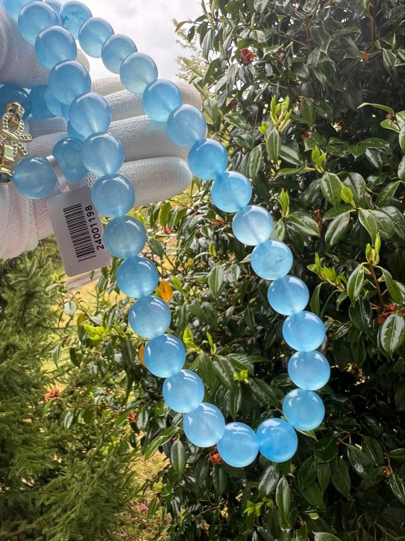 天然　高品質　アイスブルー　アクアマリンのネックレス AB1044