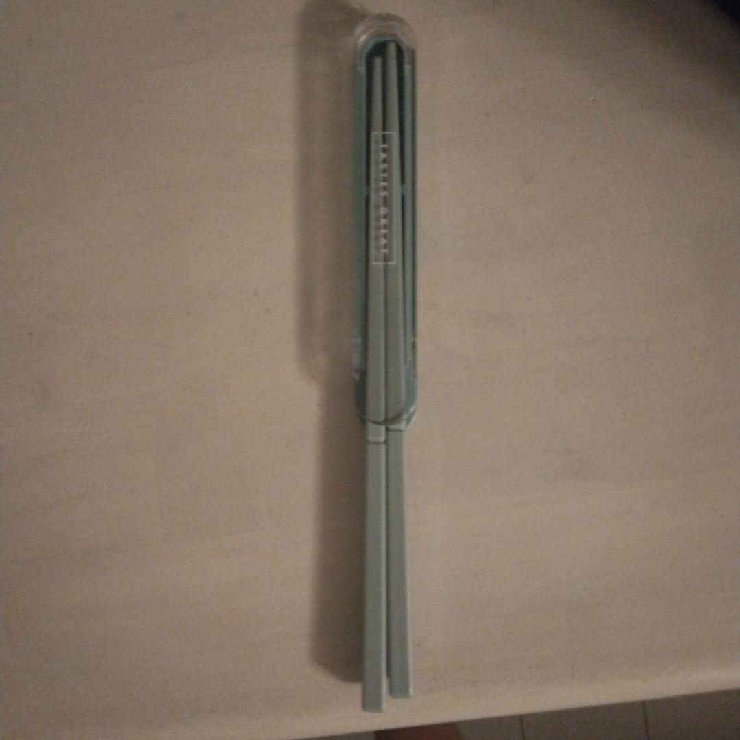 プラスチック製の軽量箸