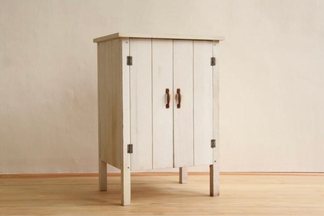 アンティーク　キャビネット　木製　レトロ