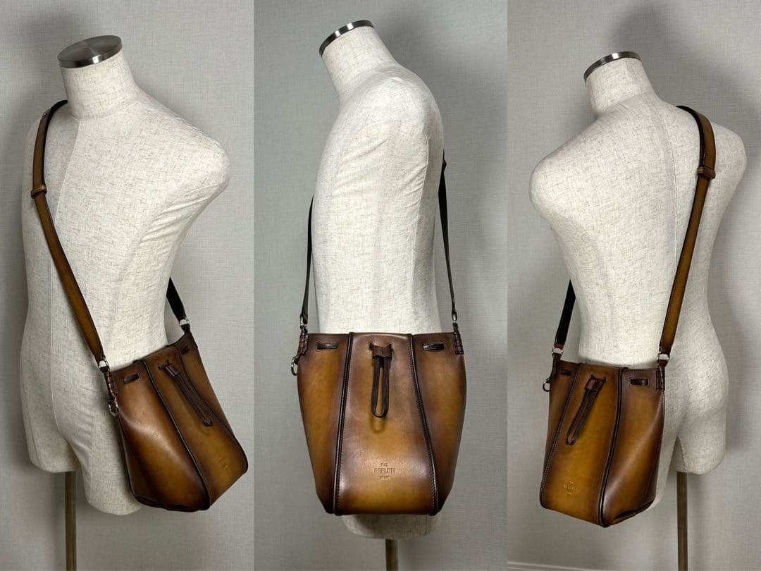 ほぼ新品　特注約50万円　 限定　Berluti ナムソス メッセンジャーバッグ