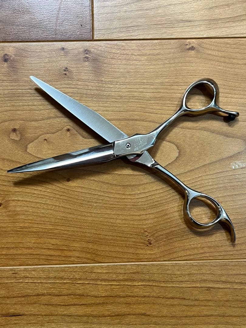 HIKARI 光シザー RYU COSMOS 172 研磨済み 保護カバー付き