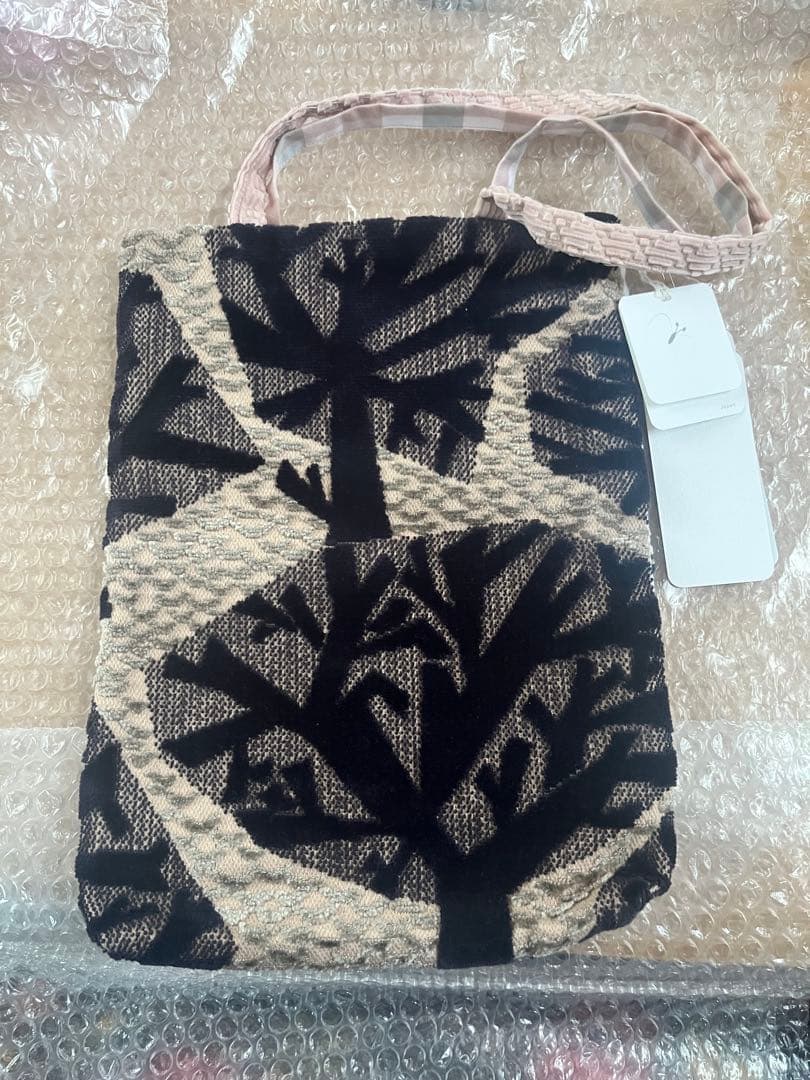 ミナペルホネン　minä perhonen つづく展 限定 図録バッグ