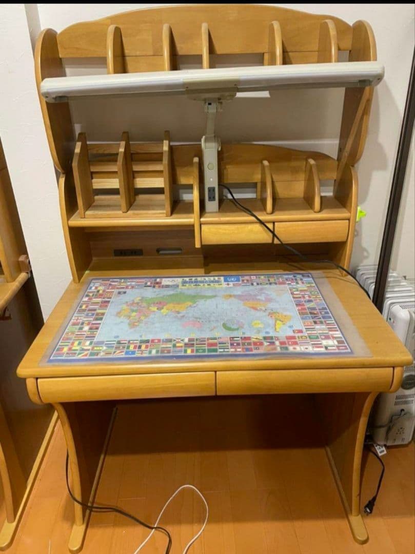 学習机　机+引出+椅子！