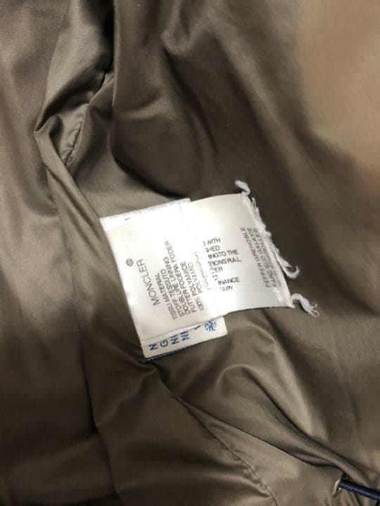 モンクレール　ダウン