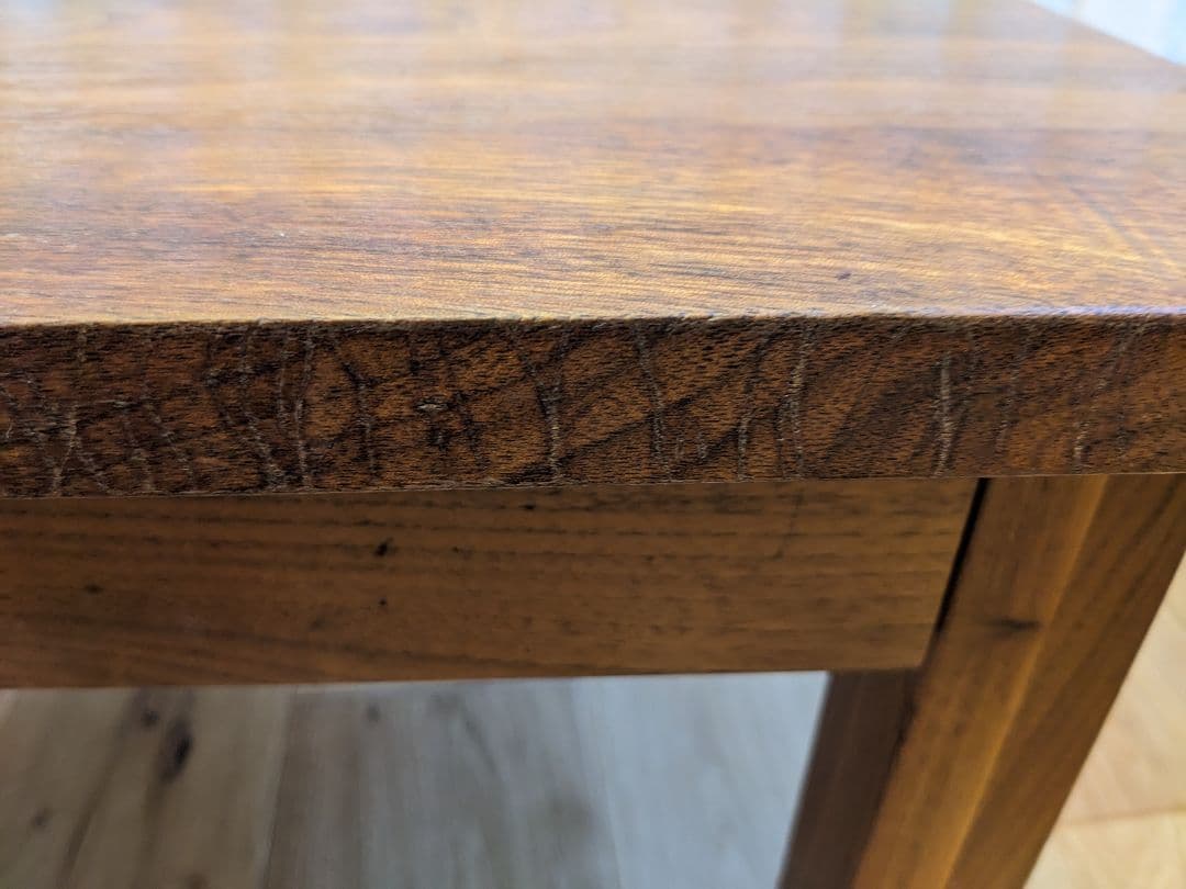 無垢材ローテーブル・ウォールナット材・幅１２０×奥行６０×高さ３５ｃｍ