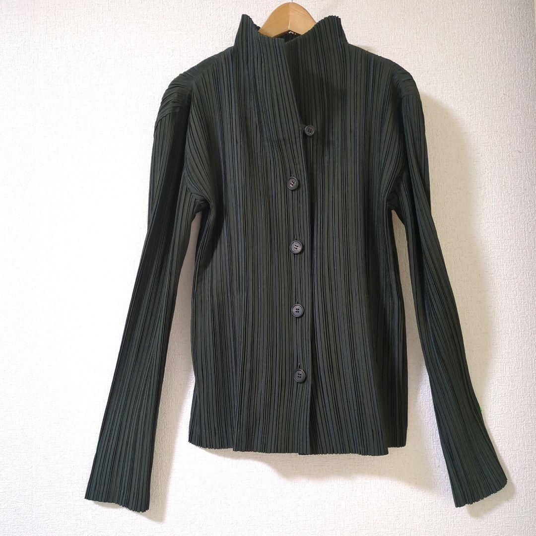 *ISSEY MIYAKE* プリーツジャケット　ブルーステッチ