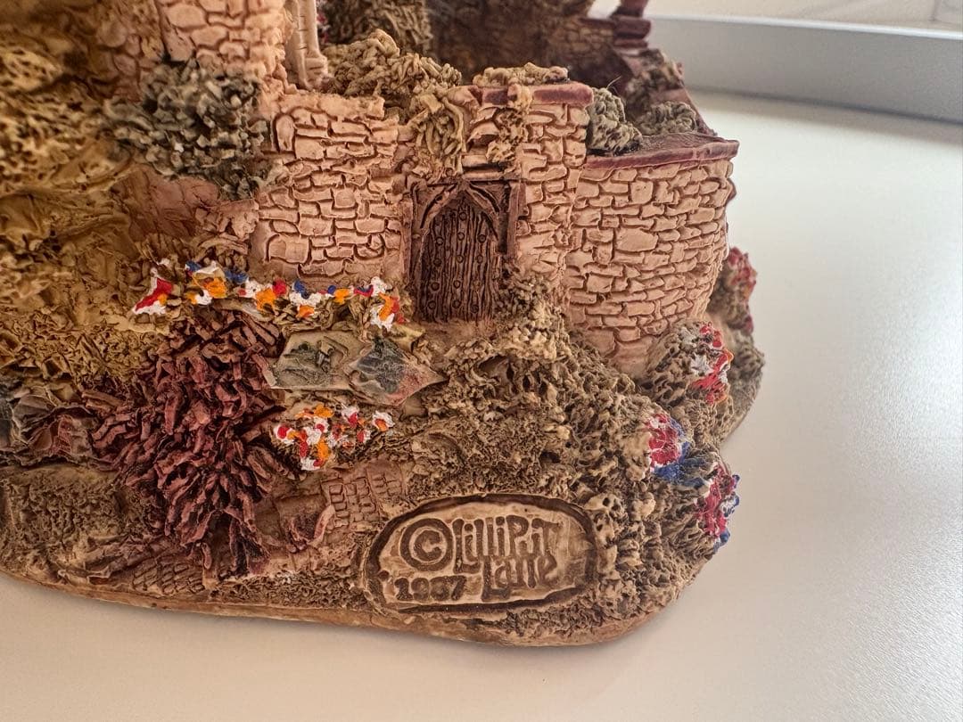 Lilliput lane リリパットレーンsecret garden