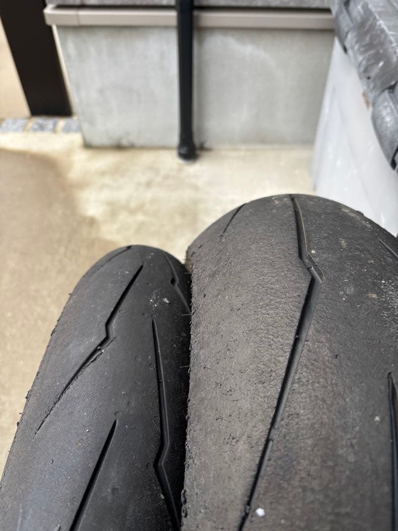 ピレリ　スーパーコルサSP V3 前後セット