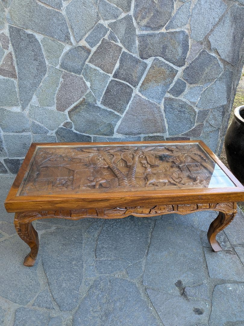 アジアンスタイル 木製彫刻テーブル ガラス天板付き