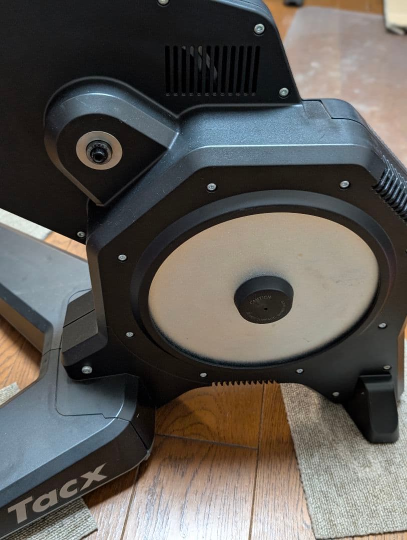 Tacx Flux S スマートトレーナー