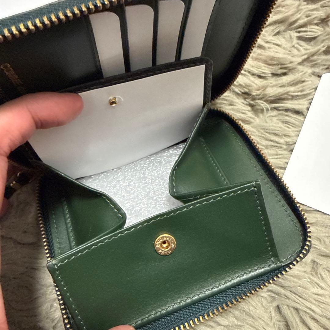 COMME des GARÇONS 二つ折り財布 新品未使用