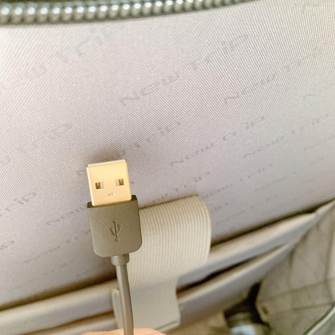 New Trip スーツケース 拡張機能　48Ｌ フロントオープン　静音　USB