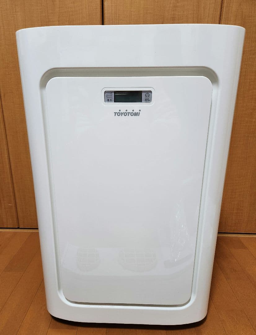 t*9様 トヨトミ スポット冷暖エアコン　TAD−22NW 【23年製】
