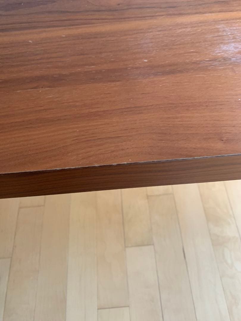 ボーコンセプト　ダイニングテーブル