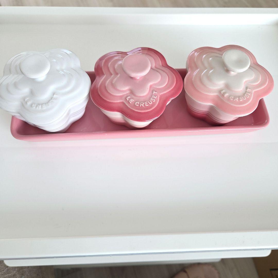 LE CREUSET　ラムカンフルール