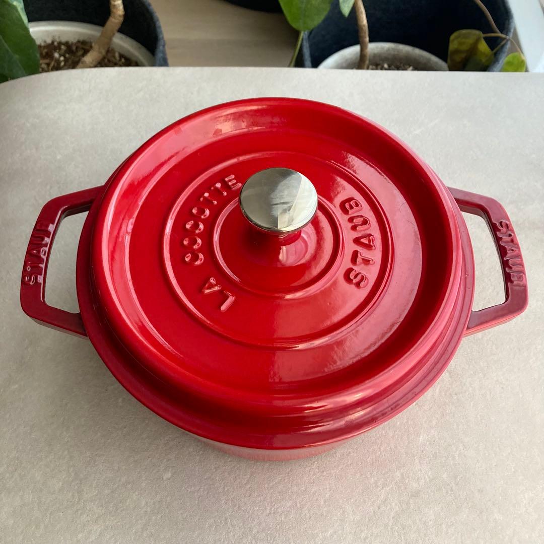 STAUB 鋳鉄製 両手鍋 20cm レッド