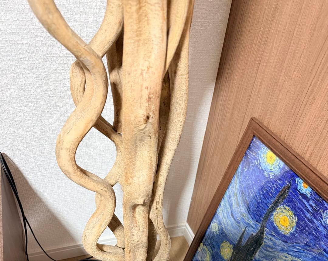 KARE 流木風 天然木スカルトラ フロアランプ