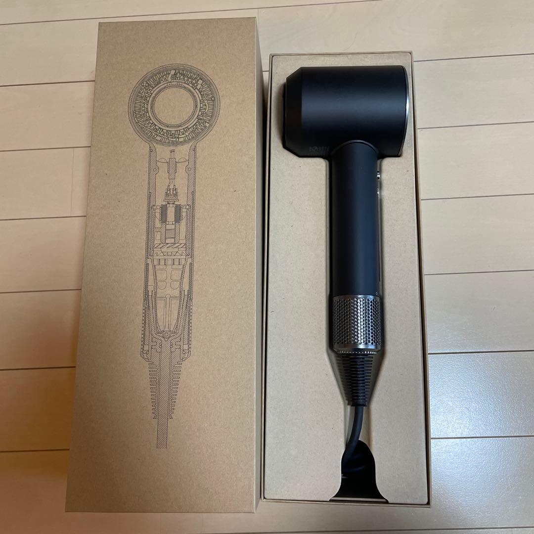 ダイソン　ヘアドライヤー　HD08