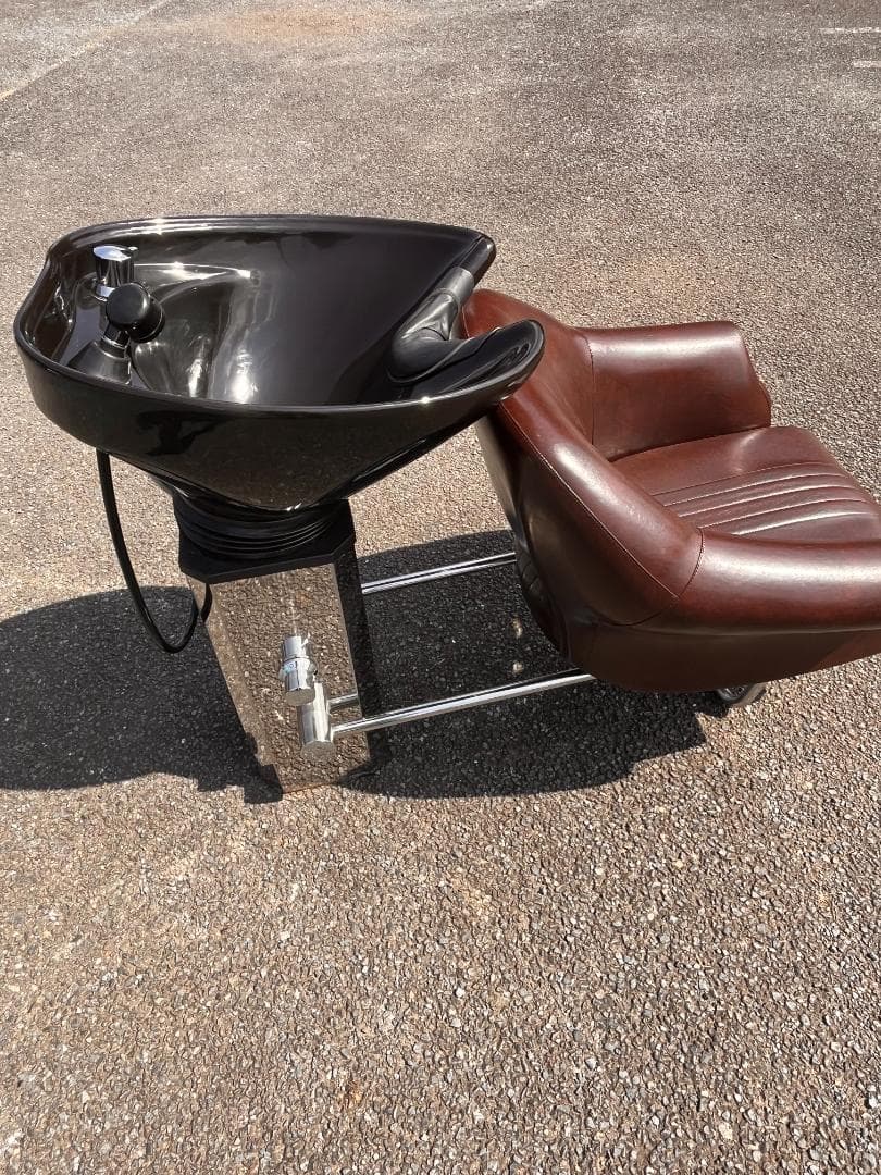 美容室　シャンプー台