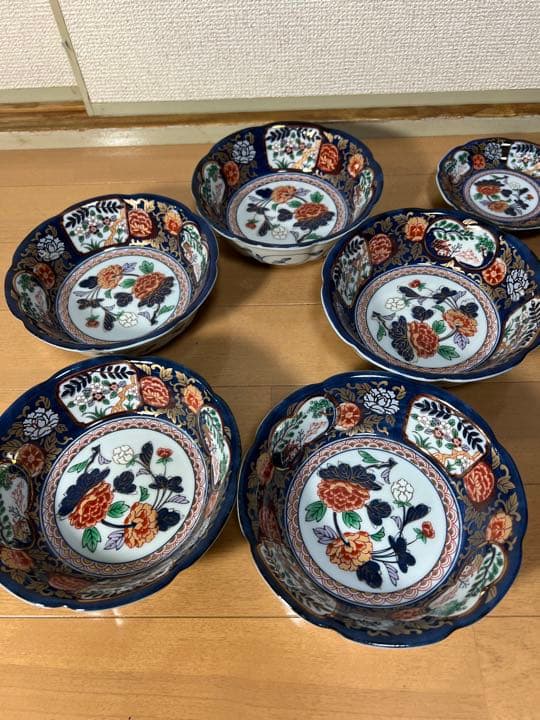 190有田焼　金彩色絵　松竹梅&山水絵&牡丹柄古伊万里様式　鉢5客 皿5客未使用