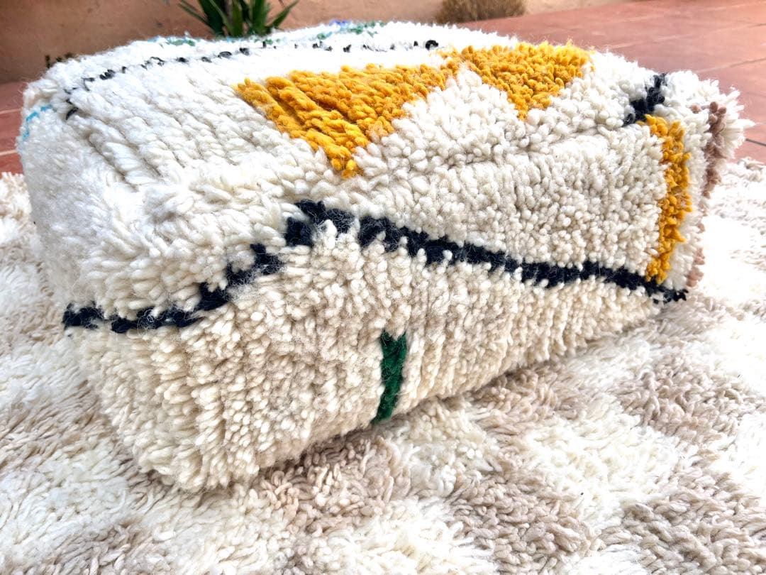 モロッコ　プフ　2点pouf アジラル　オットマン 　ラグ　135 138