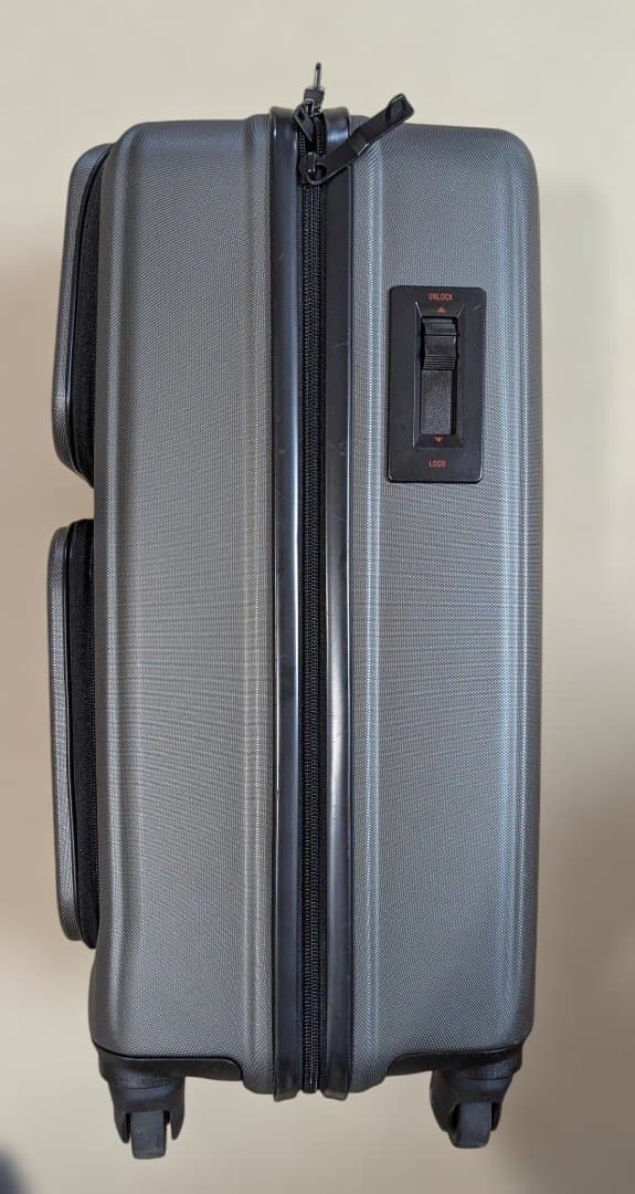 ブリーフィング　スーツケース　小型