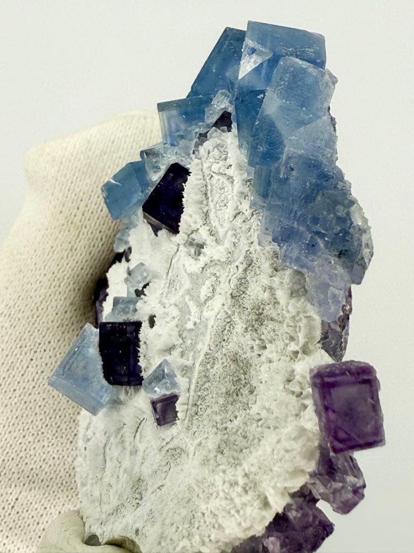 パープル　ブルー　フローライト　蛍石　浙江省産　原石　鉱物標本　天然石