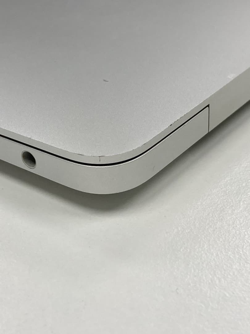 MacBook本体 MacBook Air 2018 A1932 8GB 128GB