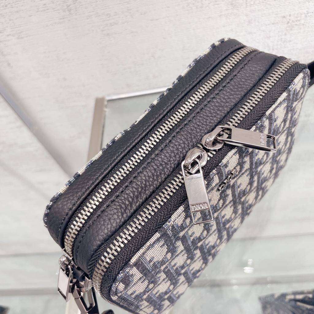 ダミエパターン ショルダーバッグ