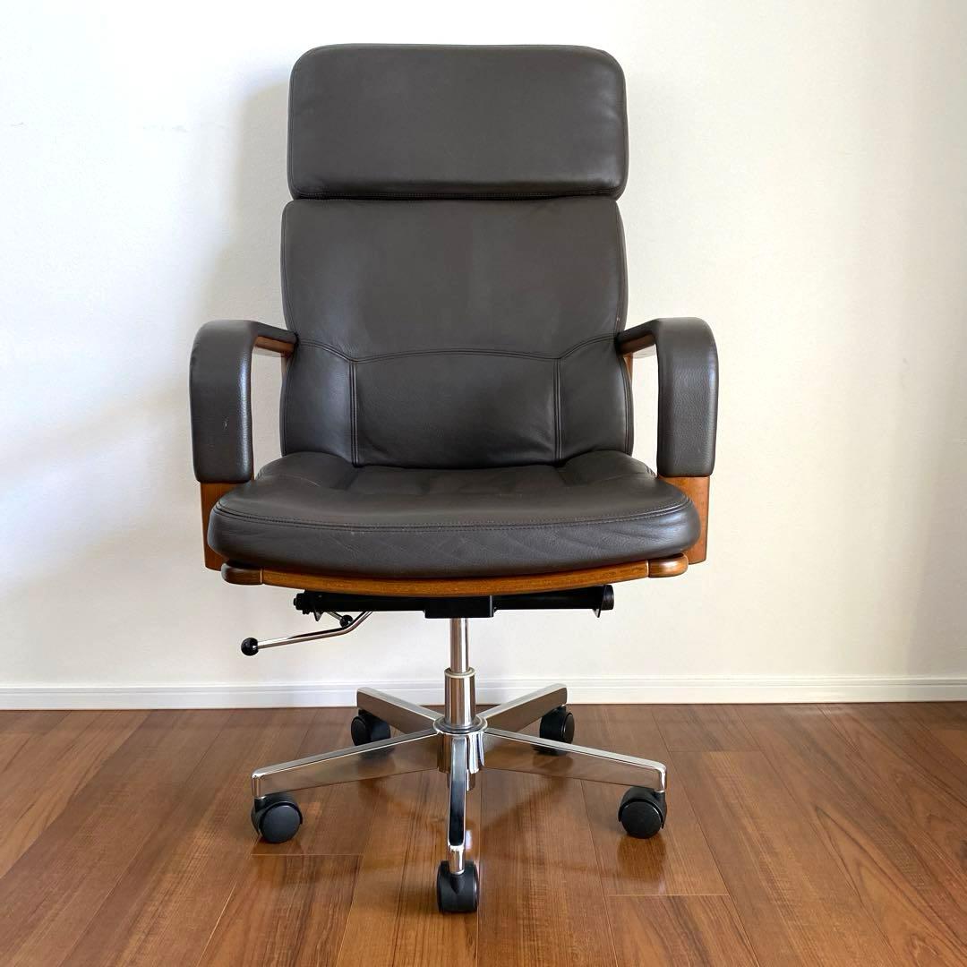 karimoku 本革張りデスクチェアー