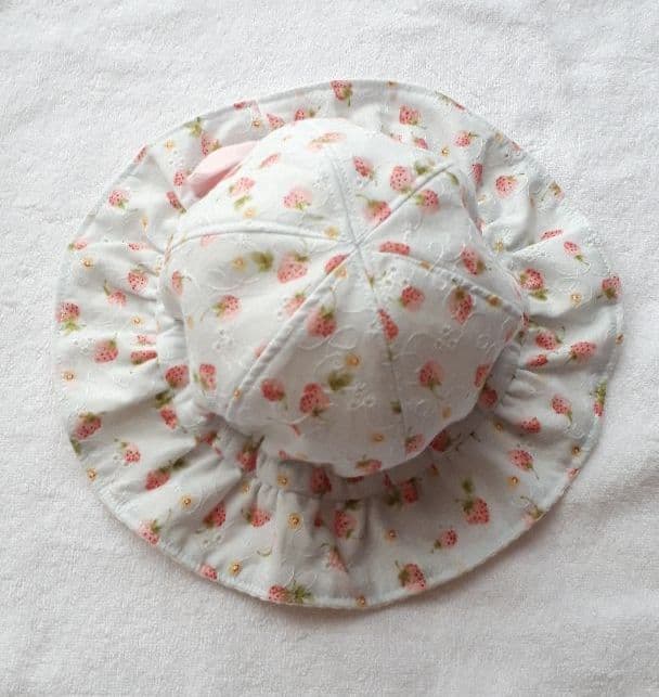 いちご刺繍レースのベビーハット(通常リボン)