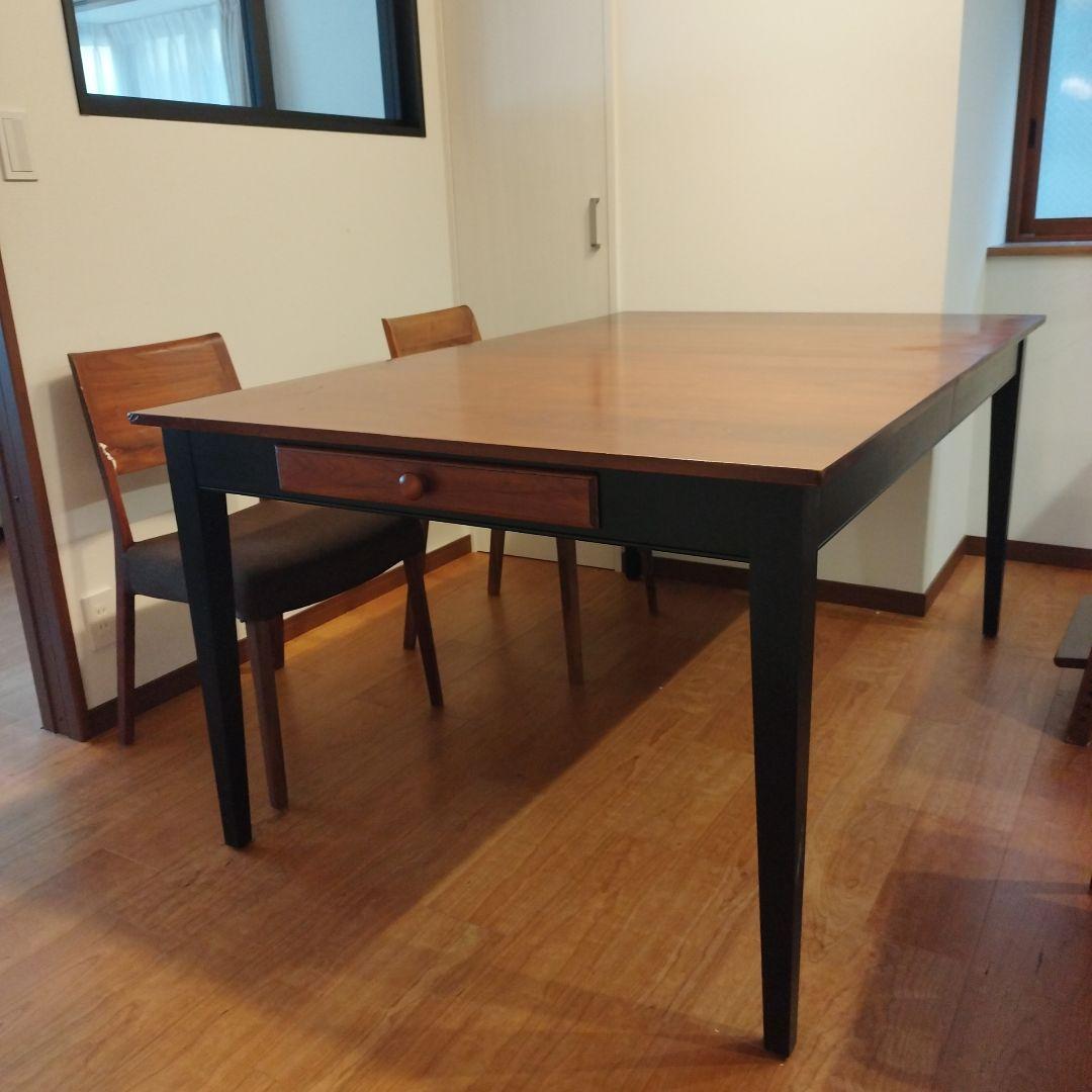 アメリカ高級家具　Ethan Allen イーセンアーレン　ダイニングテーブル