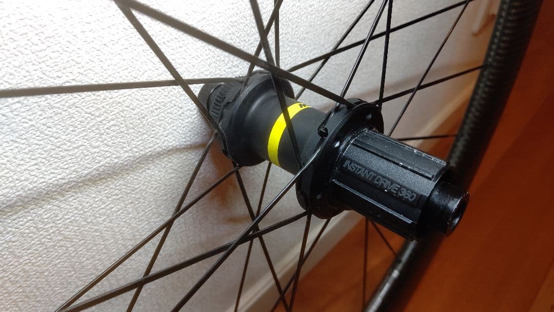 MAVIC COSMIC SL 65 DISC シマノハブ