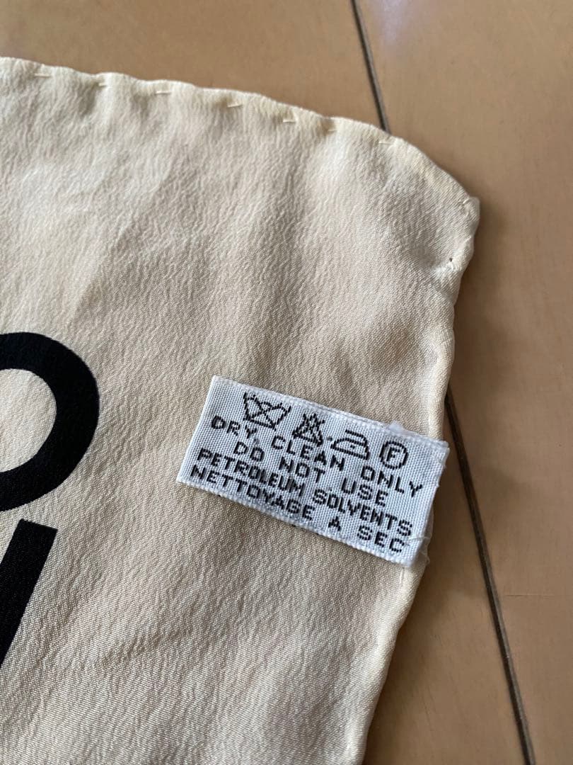 CHANEL シャネル ココシャネル アクセサリー柄 スカーフ シルク100％