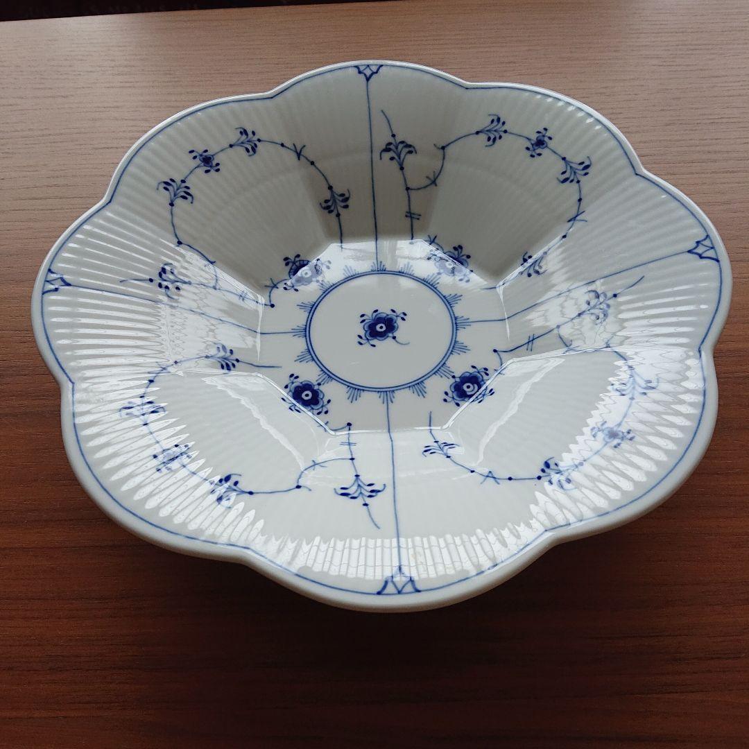 ロイヤルコペンハーゲン　ブルーフルーテッド プレイン　ペタルボウル 25.5cm