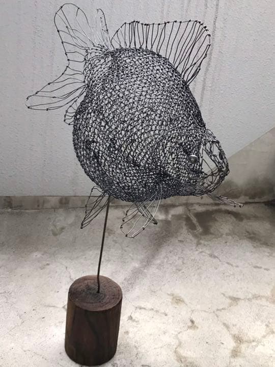 迫力超リアル作家物　立体ワイヤーアート　存在感　オブジェ　黒い　ランチュウ　金魚