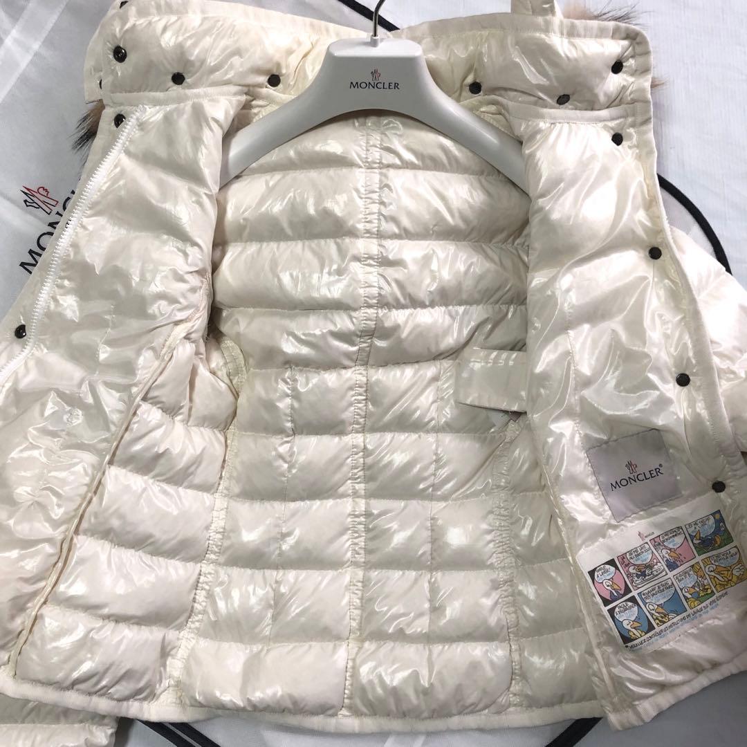 MONCLER モンクレール ARMOISE アルモワーズ ダウン ファー 白