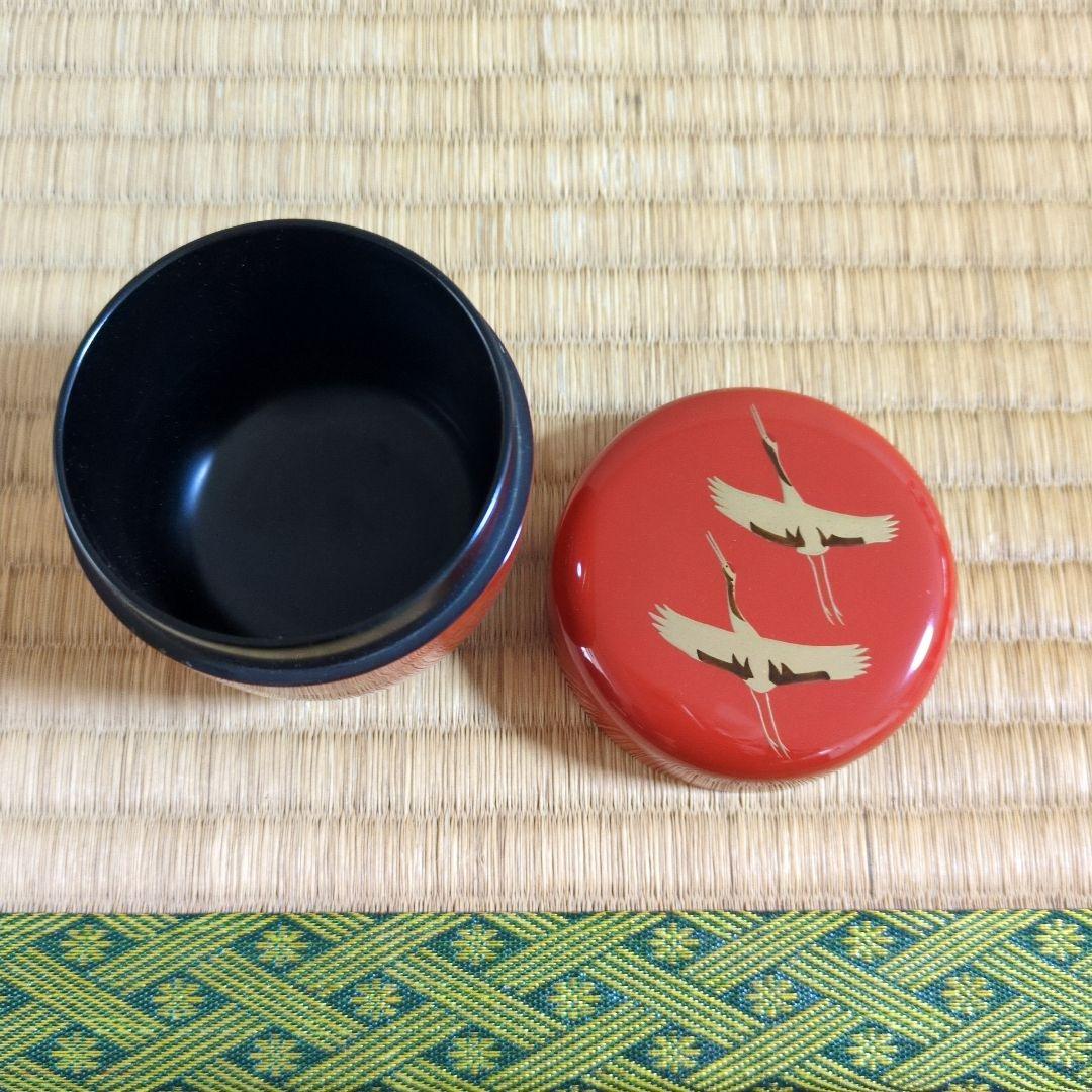茶道具　「朱塗鶴蒔絵　中棗」 　　　　　　　　知斉 作